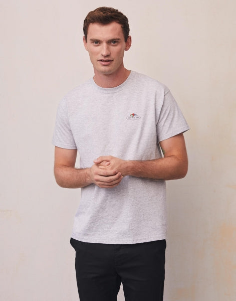 T-shirt Fruit of the Loom Vintage con piccola stampa del logo